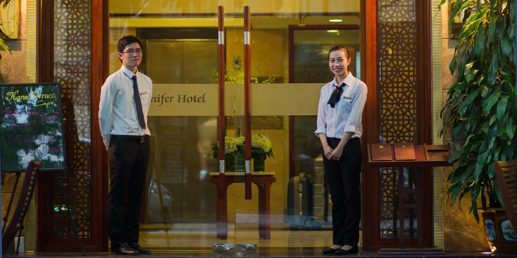 Conifer Boutique Hotel Hanoi Buitenkant foto